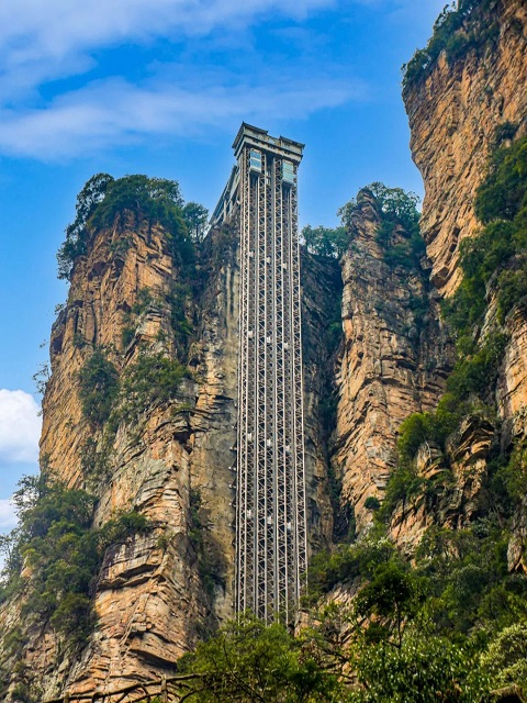 张家界行李寄存