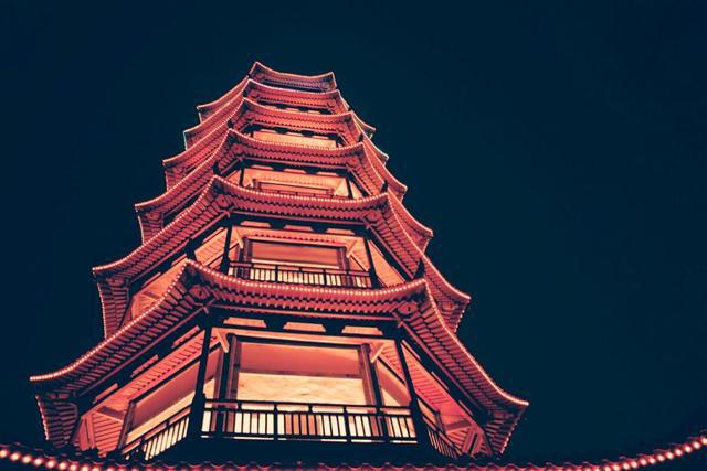 南昌绳金塔附近哪里有行李寄存的地方?南昌绳金塔行李寄存怎么收费?