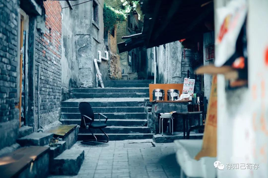 GwExqS7khazg2ZUfdi02.jpg 重庆行李寄存