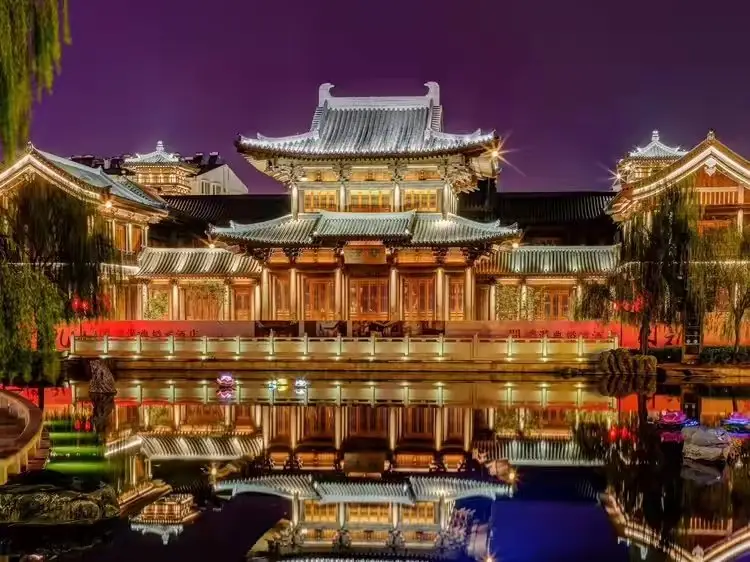 洛邑古城哪里有行李寄存的地方?洛邑古城行李寄存怎么收费?