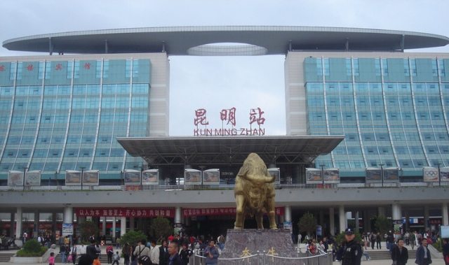 昆明火车站行李寄存新方式（位置/价格）