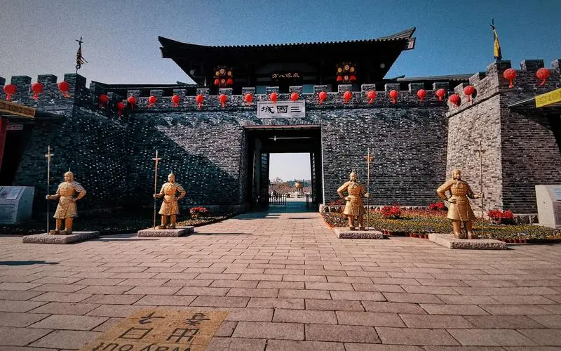 无锡三国城景区哪里有行李寄存的地方?三国城景区行李寄存怎么收费?